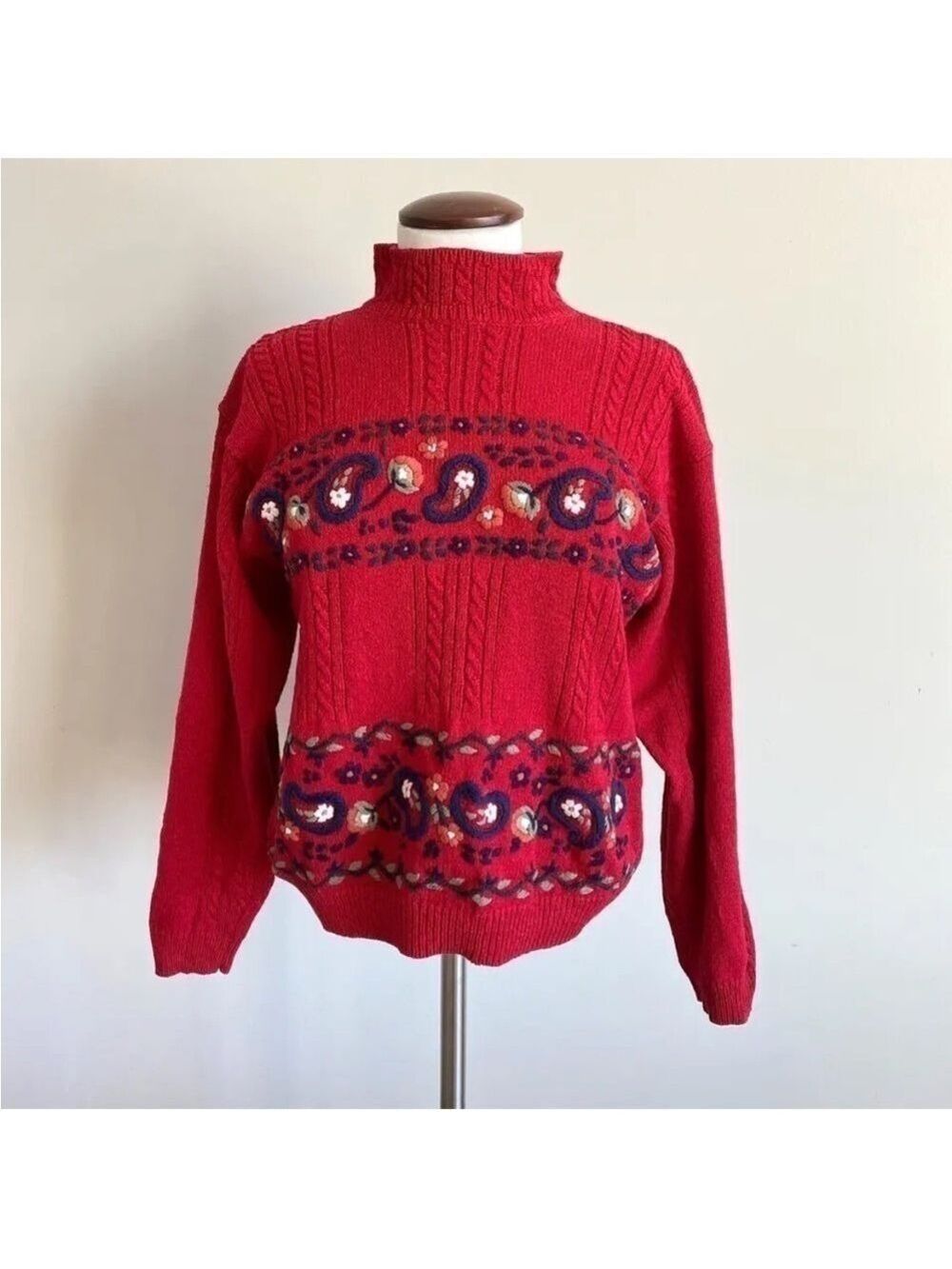 VINTAGE Talbots Women’s Size M Red Cable Knit Sweater Floral Embroidered